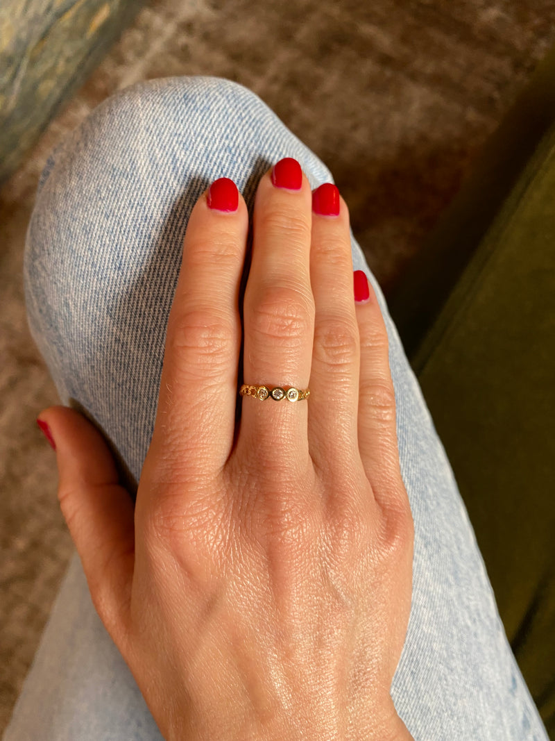Diamond Curb Chain Ring